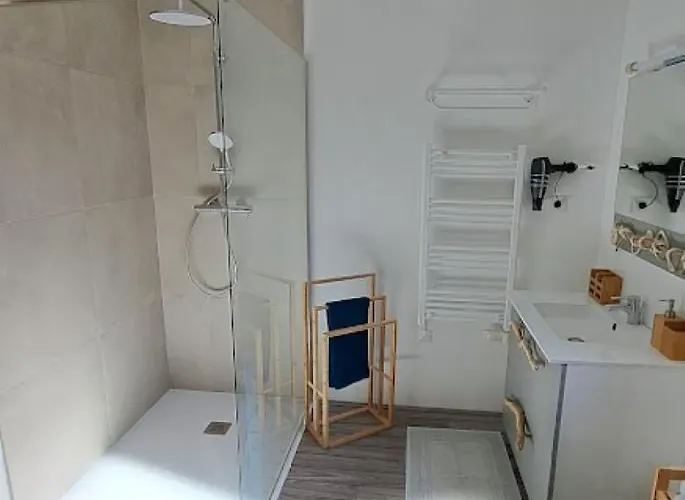 Maison De Avec Piscine Proche Et Montagne 기소나키아