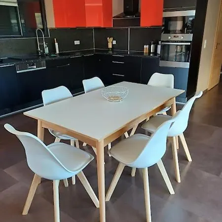 Ferienhaus Maison De Avec Piscine Proche Et Montagne Ghisonaccia