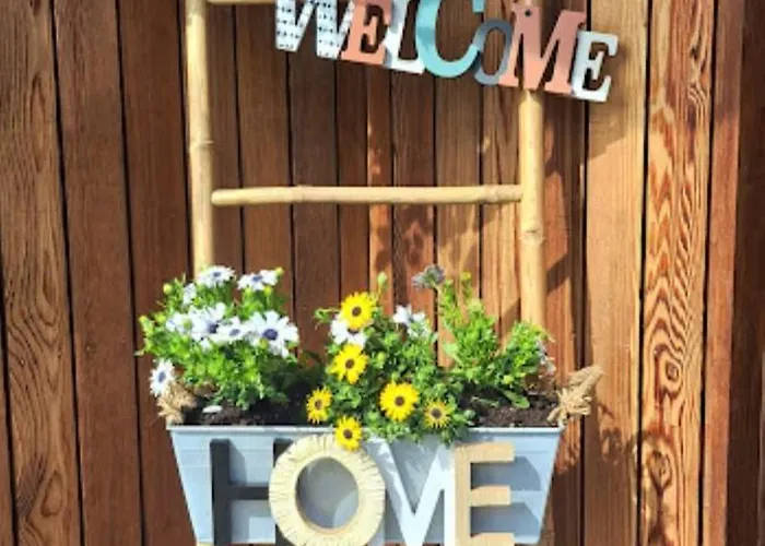 Prázdninový dům Maison De Avec Piscine Proche Et Montagne